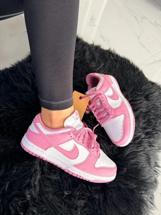 Nike Dunk Low Next Nature - Picture 2 of 11